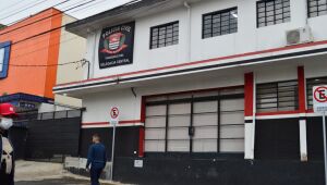 Homem é esfaqueado nove vezes após tentar separar briga em Itaquá