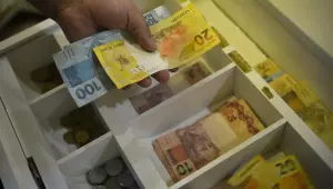 Infla&ccedil;&atilde;o usada para corrigir sal&aacute;rios acumula 4,11% em 12 meses