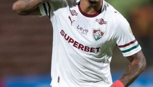 Fluminense arranca empate na Argentina e continua vivo na Libertadores