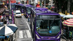 Ferraz moderniza frota com ônibus equipados, Wi-Fi gratuito e mais conforto aos passageiros