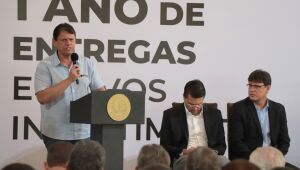 Prefeito prestigia apresenta&ccedil;&atilde;o de obras no Pal&aacute;cio dos Bandeirantes
