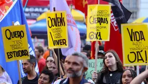 Acordo prevê regra de transição de 60 dias para fim da escala 6x1
