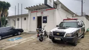 Homem &eacute; agredido com golpe de fac&atilde;o na cabe&ccedil;a em Mogi