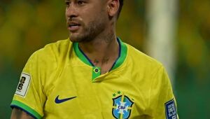 Neymar tem les&atilde;o grau 2 e fica fora at&eacute; 3 semanas, prev&ecirc; CBF