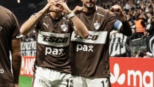 Corinthians perde para o Platense e vê invencibilidade cair na Libertadores