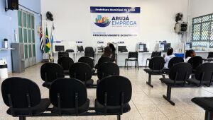 Aruj&aacute; Emprega disponibiliza 66 vagas de trabalho para moradores da regi&atilde;o