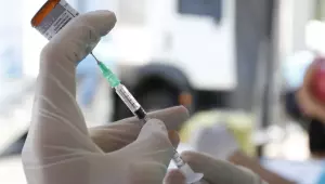 Sarampo: infectologista alerta para vacinação em viagens para a Copa