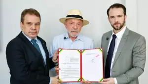 Lula assina decreto que prev&ecirc; bloqueio de recursos de bets ilegais
