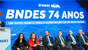 Confiança dos técnicos impulsiona bons resultados do BNDES, diz Lula