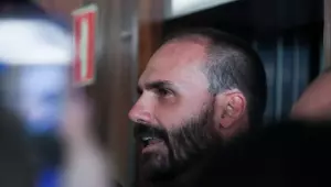 Por unanimidade, STF condena Eduardo Bolsonaro no caso do tarifa&ccedil;o