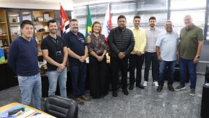 Prefeito e EDP entregam reconhecimento de eficiência energética a unidades de saúde