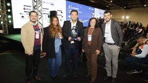 Suzano ganha prêmio por sistema inovador de avaliação do ensino