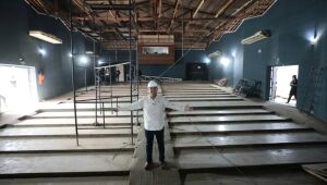 Prefeito anuncia moderniza&ccedil;&atilde;o do Teatro Municipal Dr. Armando de R&eacute;