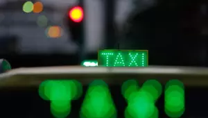 Motoristas de apps e taxistas j&aacute; podem pedir financiamento