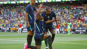 Brasil supera Egito em último compromisso antes da Copa do Mundo