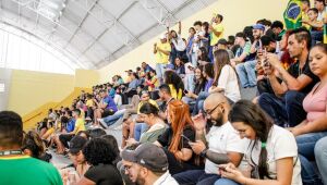Ferraz ter&aacute; tel&atilde;o gigante para moradores assistirem ao primeiro jogo do Brasil na Copa