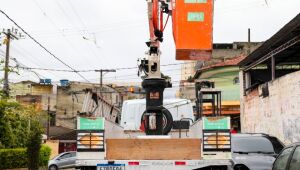 Serviços Urbanos realiza atualização da iluminação pública na Rua Prudente de Moraes