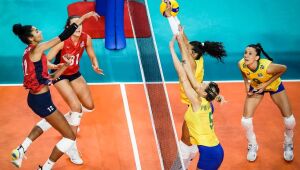 Brasil perde para os Estados Unidos por 3 a 0 no vôlei feminino