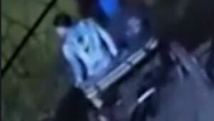 Mulher &eacute; assaltada por dupla em charrete em Ferraz