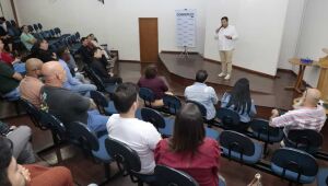 Prefeito participa de reunião da Câmara Técnica de Turismo do Condemat+
