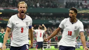 Com um a menos, Inglaterra derruba M&eacute;xico no Azteca e segue na Copa