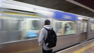 Trabalhador desempregado tem direito a transporte gratuito em SP; veja como pedir