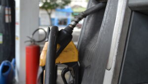 Pesquisa da ANP mostra preço médio de R$ 6,31 para gasolina comum na região