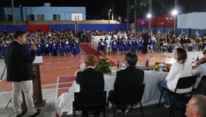 Mais 240 alunos da rede municipal se formam em programa de resistência às drogas da PM