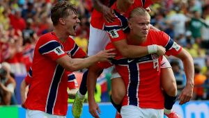 Brasil toma dois gols de Haaland e &eacute; eliminado pela Noruega nas oitavas da Copa do Mundo