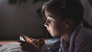 Jogos digitais podem impactar funções cognitivas alerta professora de Psicologia e Pedagogia da UMC
