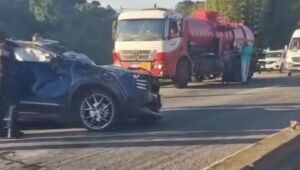Motorista perde o controle e capota ve&iacute;culo na &Iacute;ndio Tibiri&ccedil;&aacute;