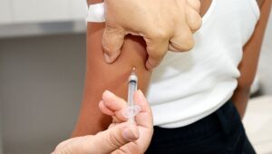 Cobertura vacinal contra gripe se mant&eacute;m abaixo de 50% e longe da meta