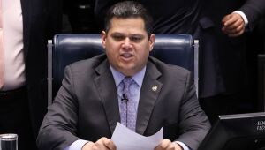 Governo pede a Alcolumbre que instale comiss&atilde;o sobre MP das Blusinhas