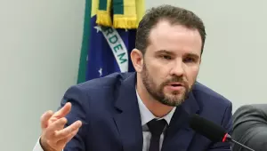 Durigan diz que aumento da dívida decorre dos juros, não dos gastos