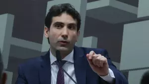 Galípolo critica empresas que pressionam para usar FGC