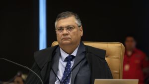 Flávio Dino autoriza novo inquérito da PF para investigar Lulinha