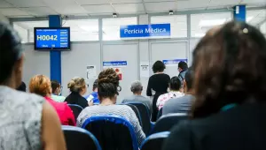 Fila de espera do INSS cai para 1,2 milh&atilde;o de requerimentos