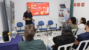 Encontro com engenheiros e arquitetos discute nova lei sobre anistia e compensação urbanística