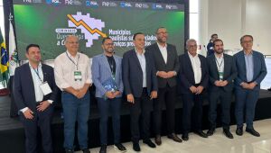 Prefeitos defendem melhor distribui&ccedil;&atilde;o de recursos com Estado e Uni&atilde;o