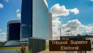 TSE se reúne nesta quinta em busca de consenso sobre IA nas eleições