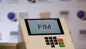 Eleitor tem até esta quinta-feira (20) para solicitar voto em trânsito