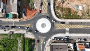 Avenida Roberto Simonsen recebe 180 mil veículos nos primeiros quatro meses do novo trecho