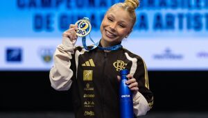 Fl&aacute;via Saraiva fatura ouro na trave e no solo no Campeonato Brasileiro