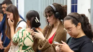 Desigualdades marcam formalização do trabalho entre jovens brasileiros