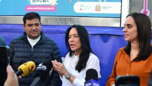 Primeira-dama do Estado visita carreta da capacitação em Suzano