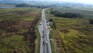 Rajadas de vento em SP exigem atenção redobrada de quem está ao volante