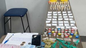 Adolescente &eacute; apreendido com mais de 300g de drogas em Mogi
