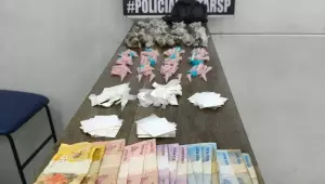 Adolescente &eacute; apreendido em Mogi com 297 por&ccedil;&otilde;es de drogas e dinheiro em esp&eacute;cie