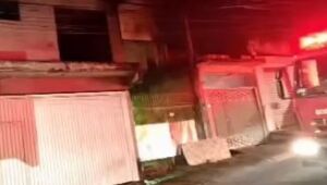 Pol&iacute;cia Civil investiga inc&ecirc;ndio em Suzano