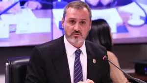 Dino determina reintegra&ccedil;&atilde;o de Andrei Rodrigues ao comando da PF